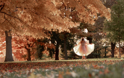 Twirls, Pink Bows & Fall Leaves: A Davenport East Village Session